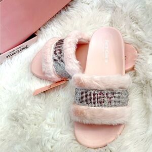 New Juicy Couture women’s faux fur with bling slippers 9 shoes 🎁 pink beautiful